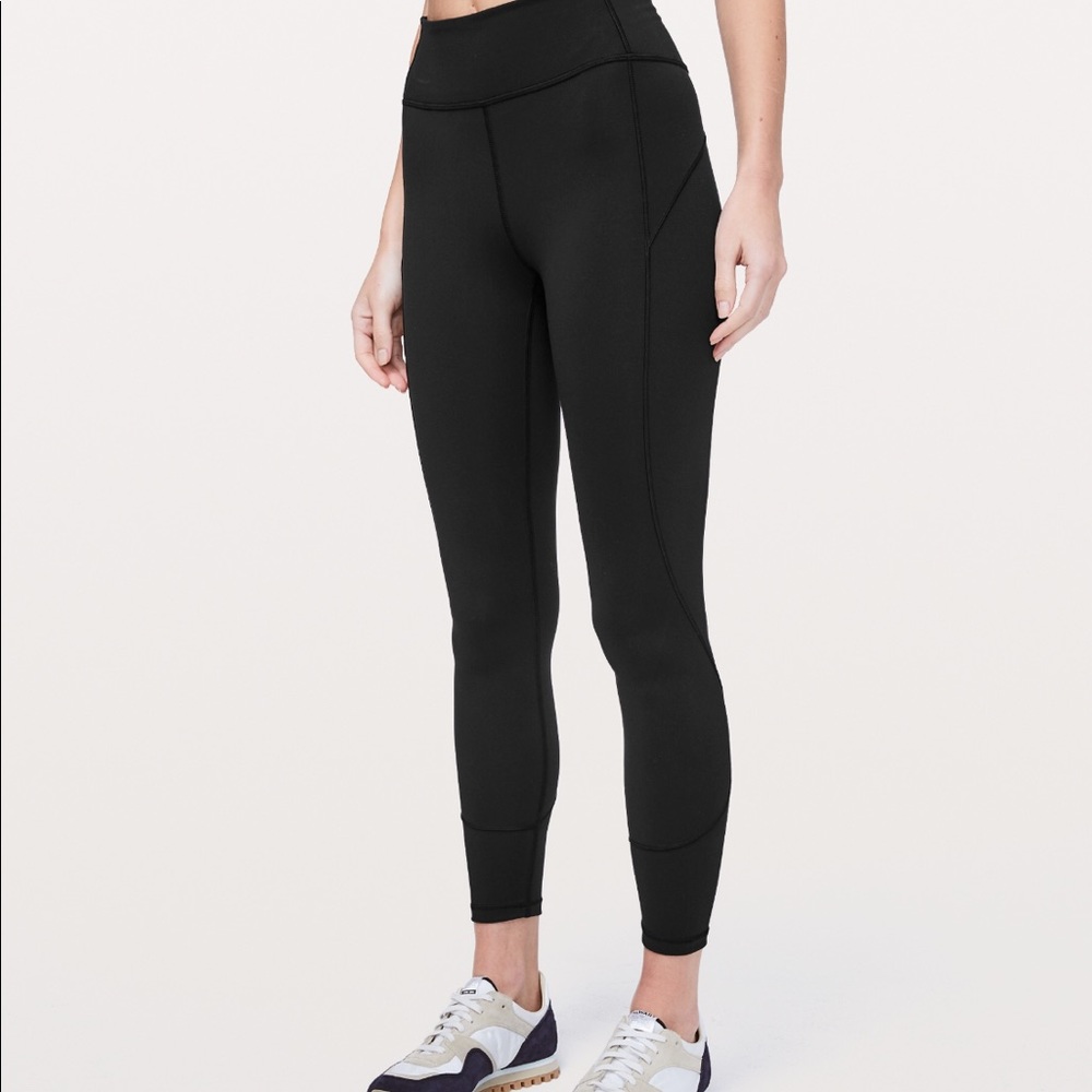 Lululemon In Movement Tight 25” Black Size 4